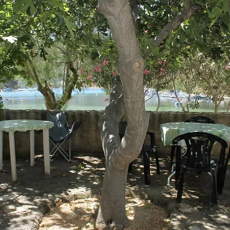 By The Sea Grebastica, Sibenik - 6437 Бродарица