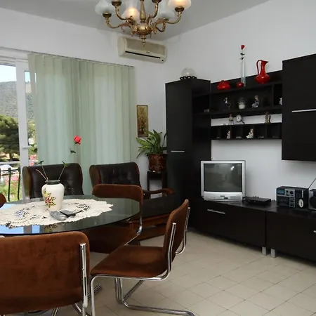 By The Sea Grebastica, Sibenik - 6437 브로다리카