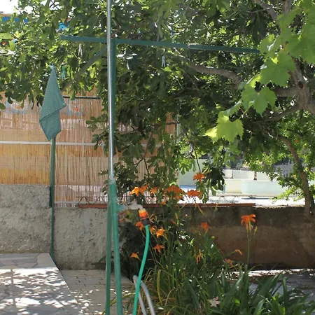 By The Sea Grebastica, Sibenik - 6437 브로다리카