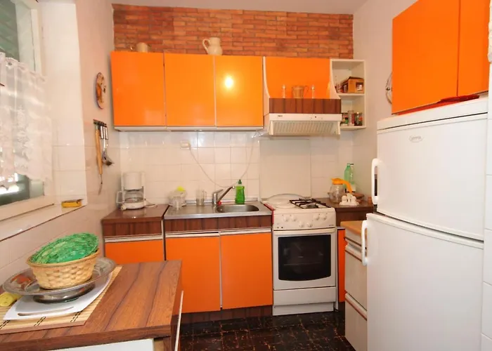 By The Sea Grebastica, Sibenik - 6437 *